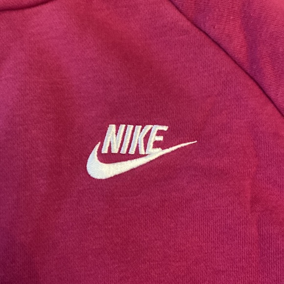 Nike hooded sweatshirt - Picture 2 of 5